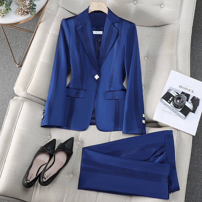Modischer Damen-Hosenanzug 2-t – Formal Winter Wear Women Jacket Bewertung und Preis