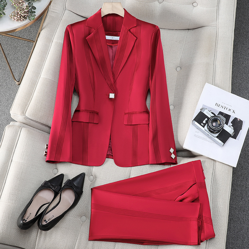 Modischer Damen-Hosenanzug 2-t – Formal Winter Wear Women Jacket Bewertung und Preis